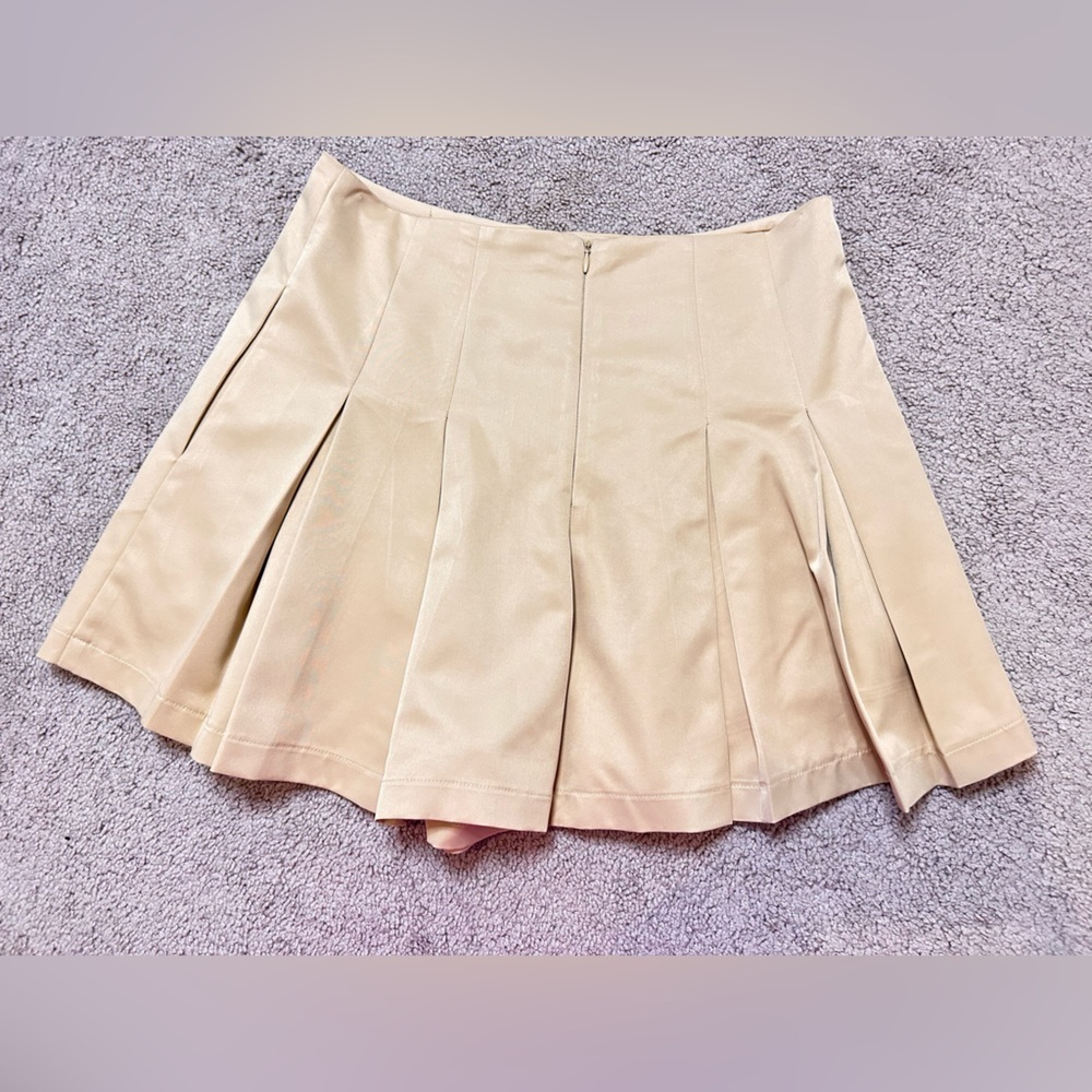 DO+BE High Waisted Skorts - Picture 3 of 7